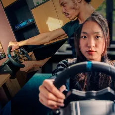 Logitech G923 Racing Wheel and Pedals thumbnail